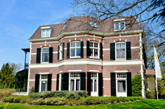 Headquuarters